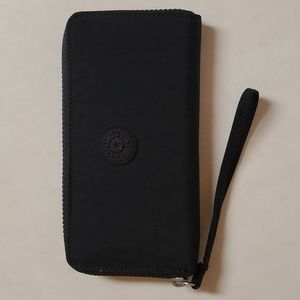 Kipling Alia Wrist Wallet